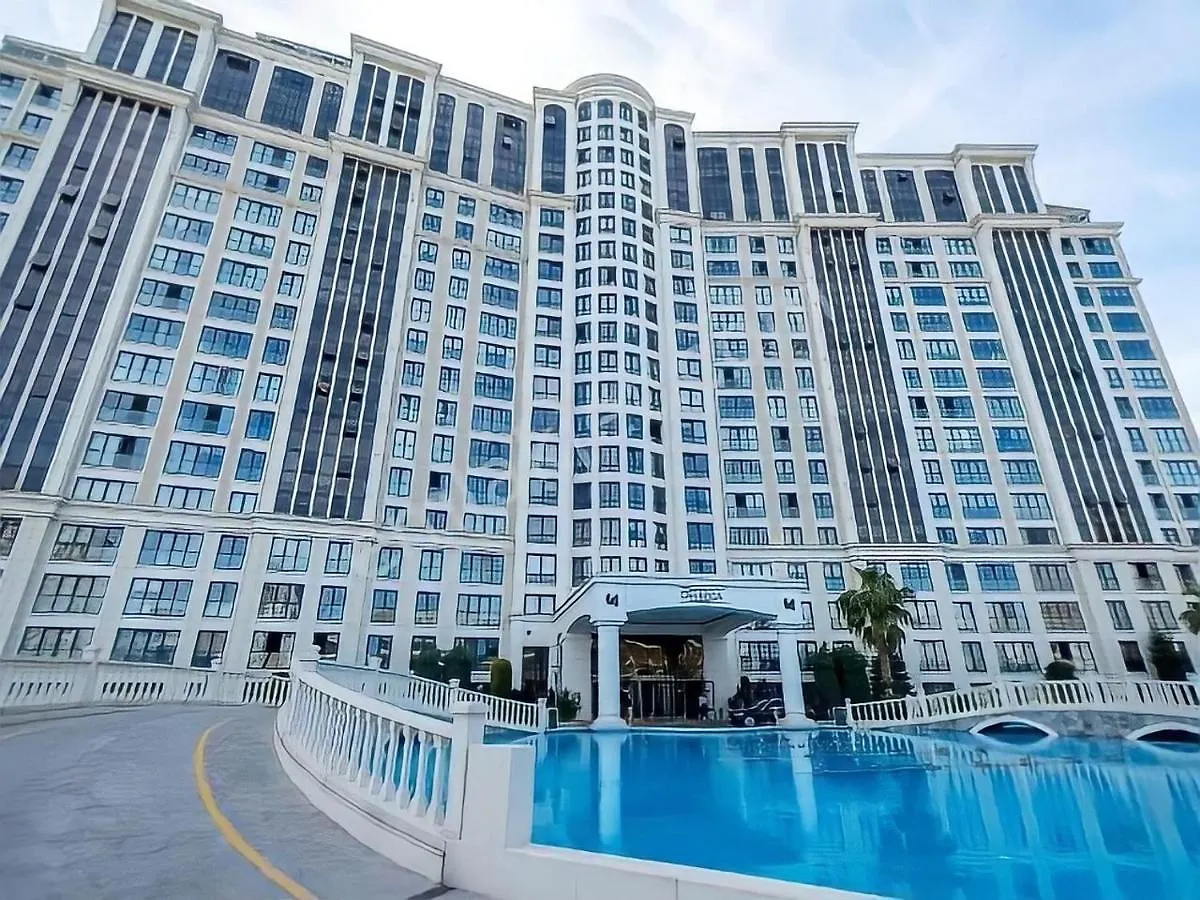 Appartement deluxia palace residence pool side luxury Istambul Turquie