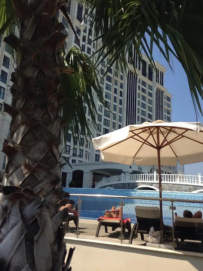 Appartement deluxia palace residence pool side luxury Istambul